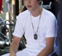 Seine Mutter will den Teeniestar Justin Bieber verklagen.