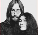 Zusammen mit seiner Frau Yoko Ono leistete er gewaltfreien Widerstand gegen den Krieg.
