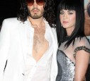 Katy Perry, Frau von Russell Brand, liebt ausgefallene Latex-Outfits.